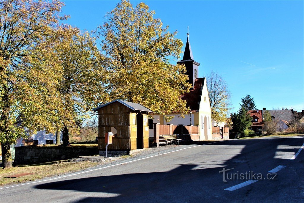 Biały dom, naczepa