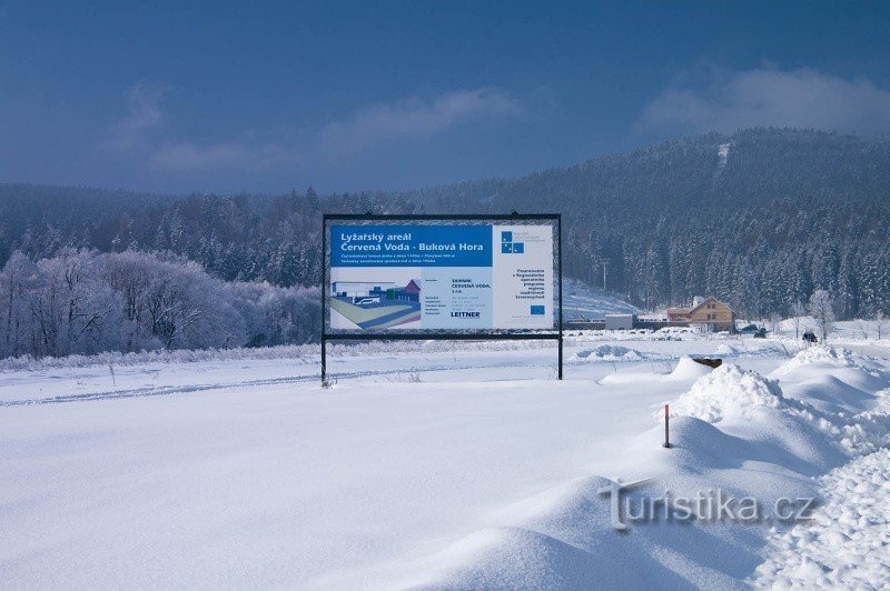 Tabellone per le affissioni inverno