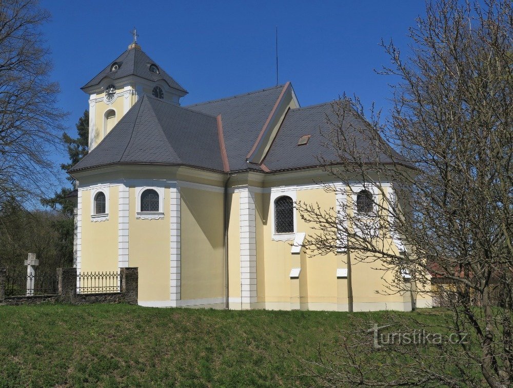 Biskupice (near Jevíček) – church of St. Peter and Paul