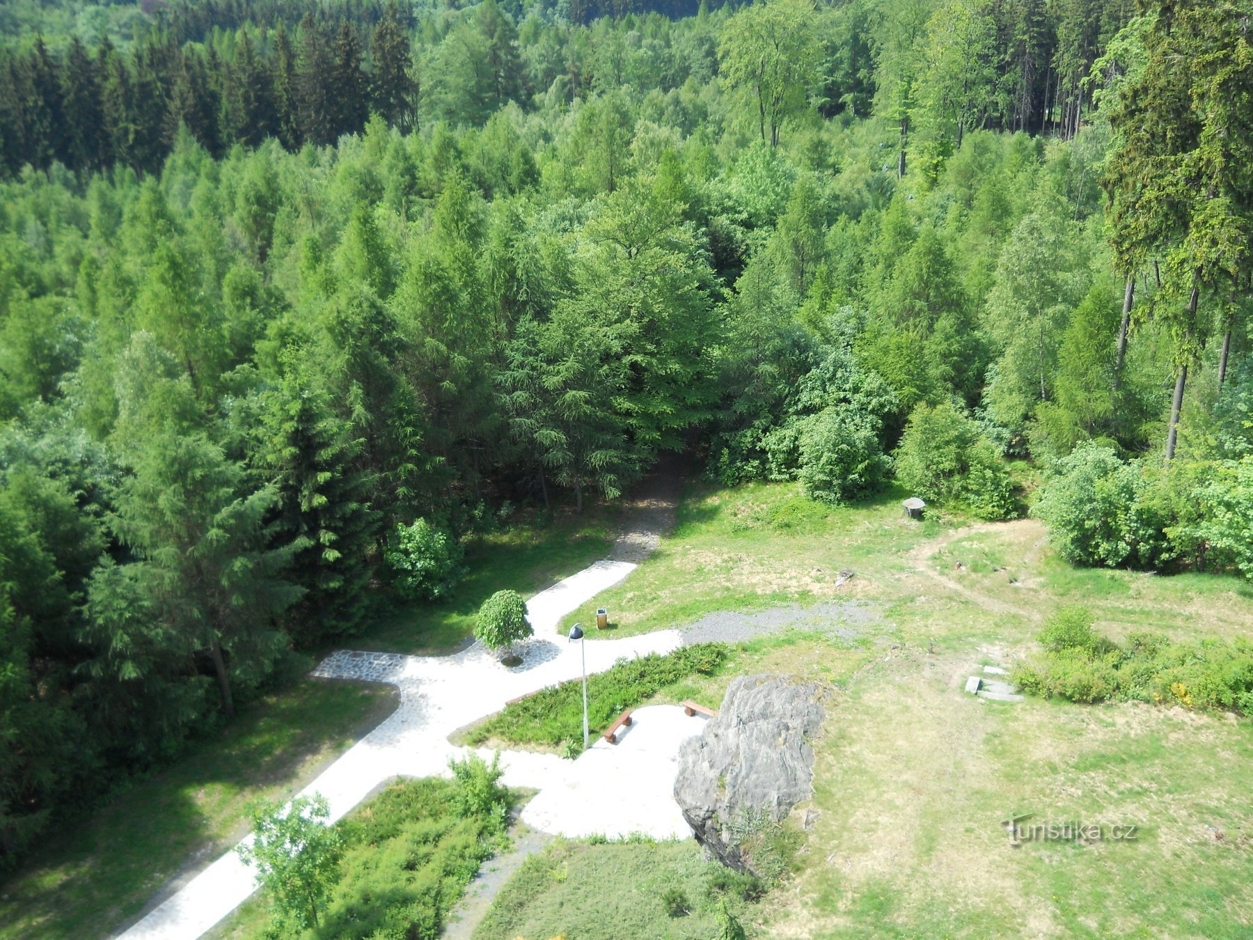 Wieża widokowa Bismarcka na Háji u Aš lub też wieża widokowa Háj u Aš