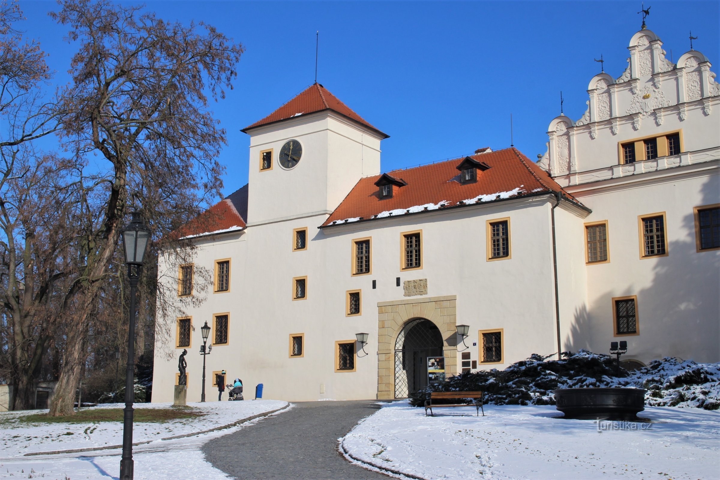 Zamek Blanen zimą