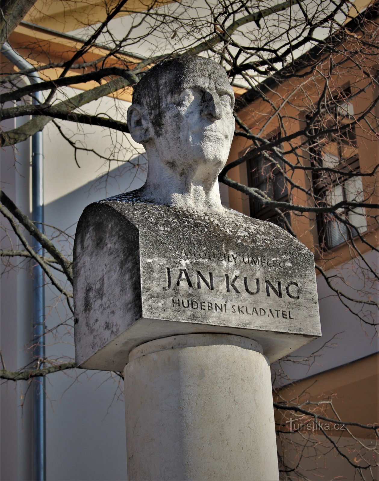 Blansko - monument à Jan Kunc