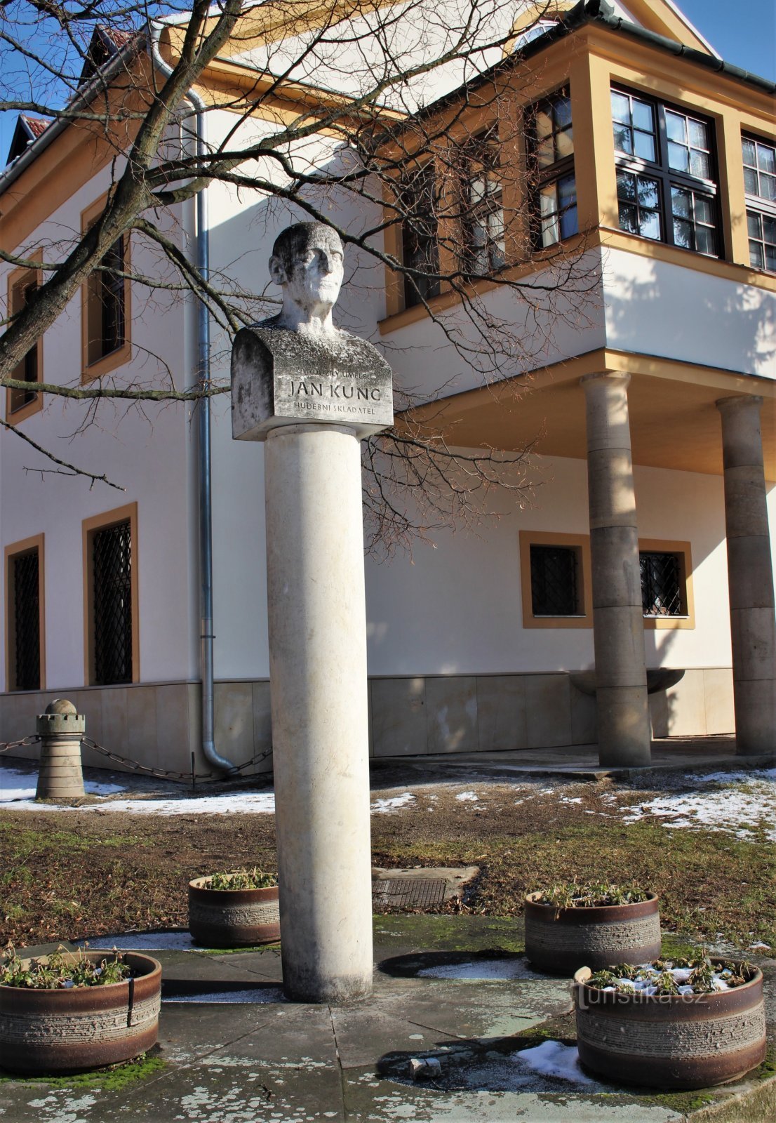 Blansko - monument à Jan Kunc