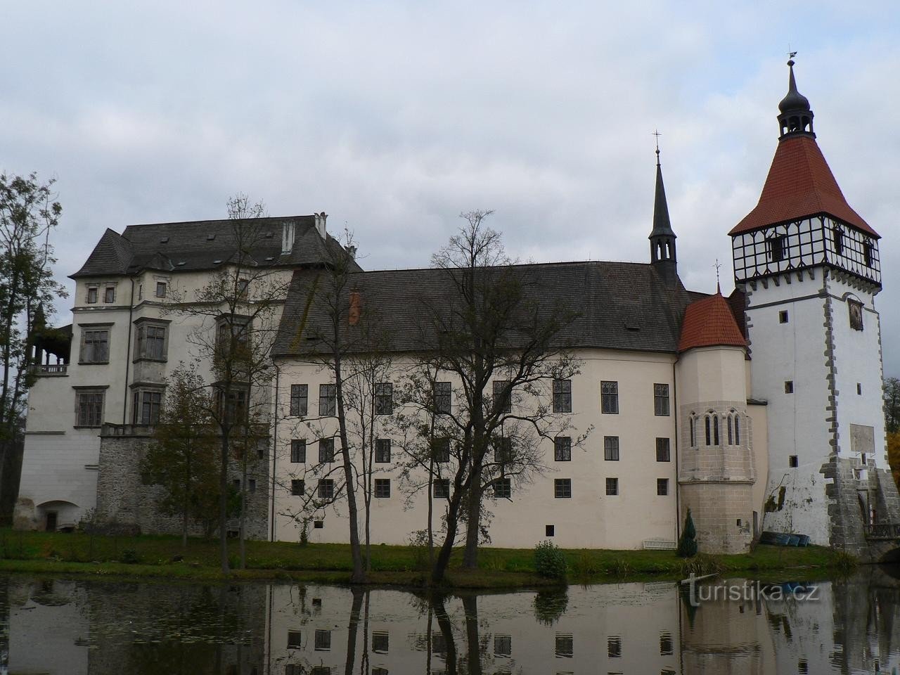 Castel de noroi, vedere generală