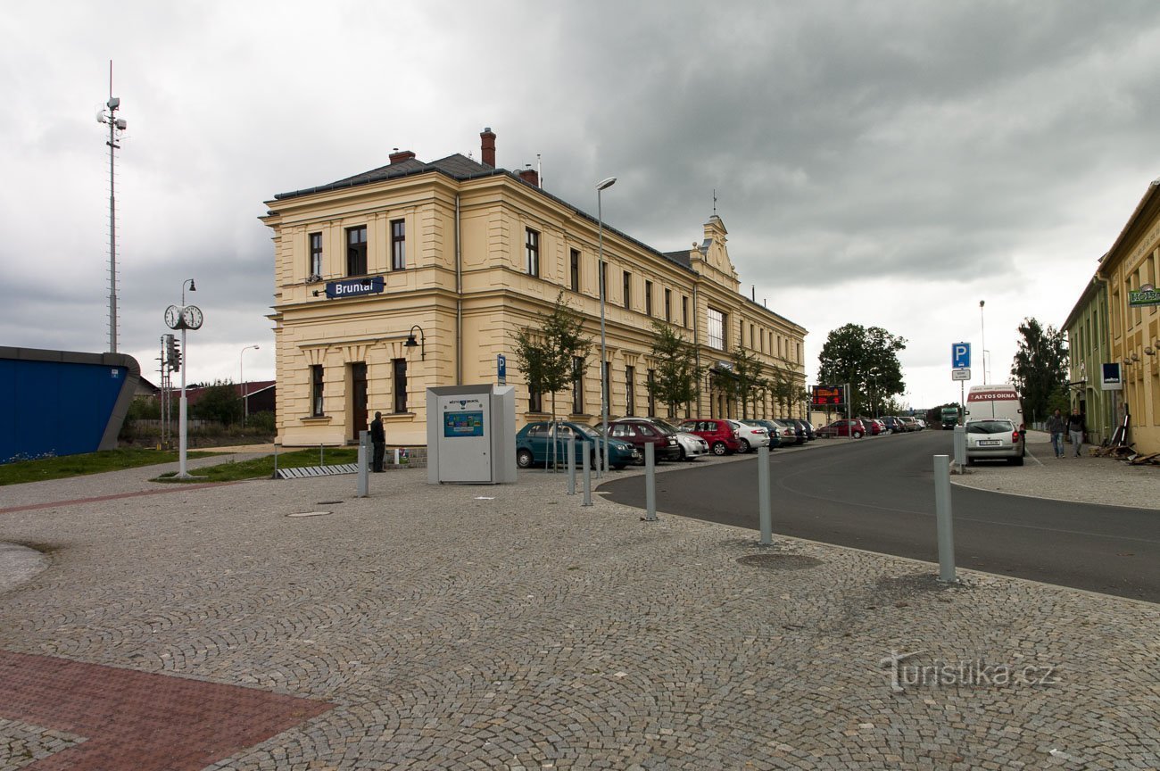 Bahnhof in der Nähe