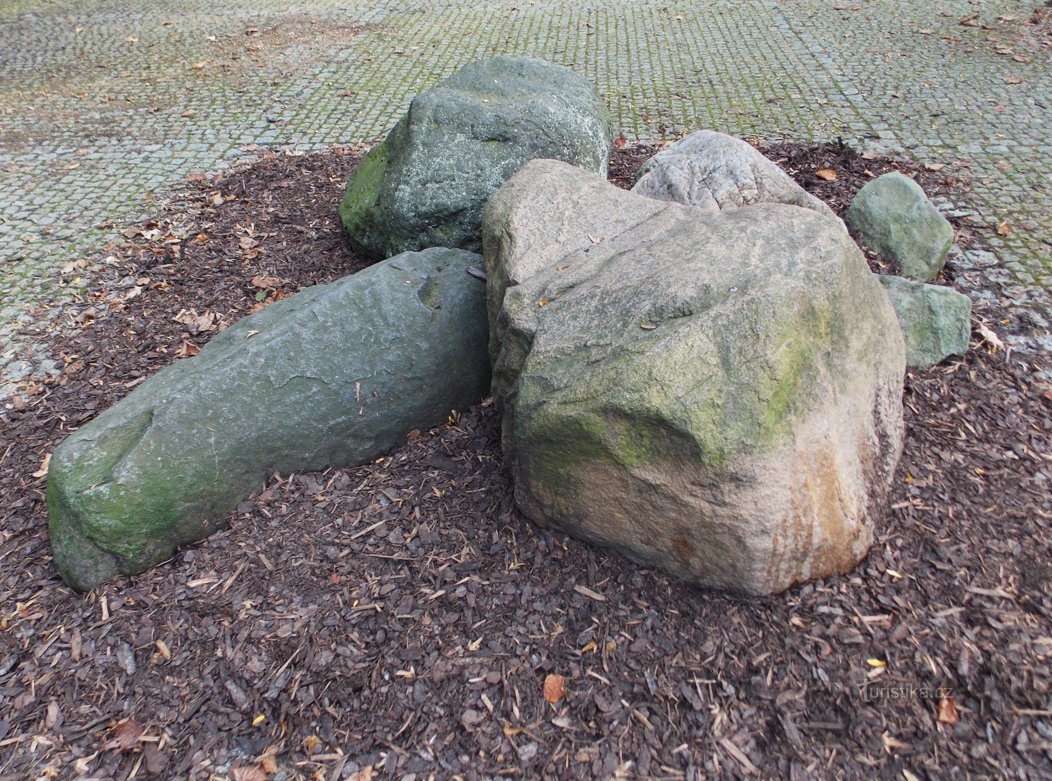 Bludné balvany - Janáček-Garten in Nové Jičín