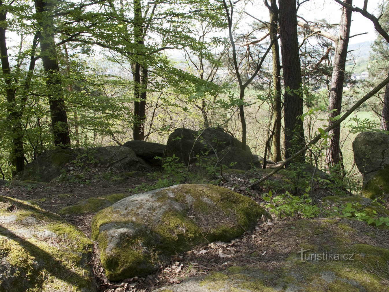 Bludov – Kostelíček – Vápenice，午餐后真好