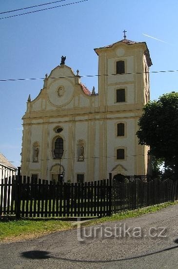 Bochov: Εκκλησία του Αγ. Μιχαέλα