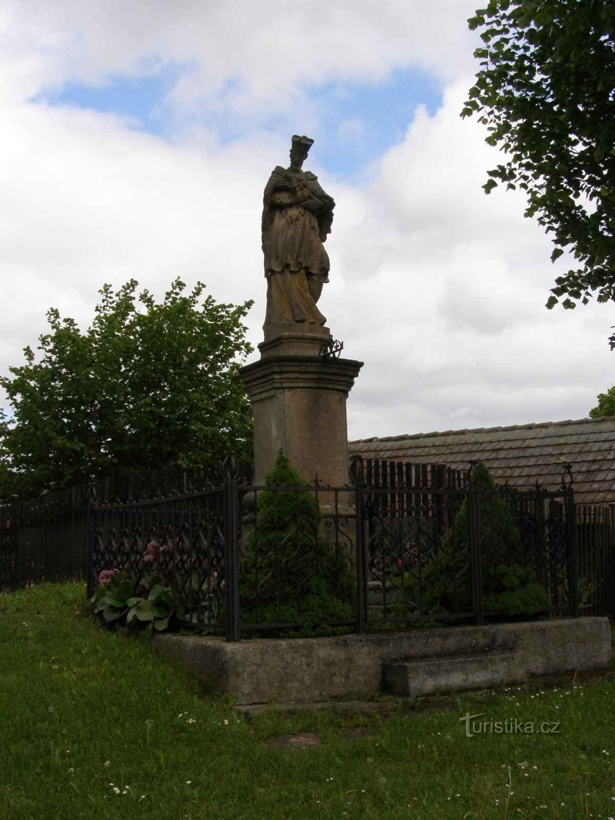 Boharyné - kyrkan St. Bartolomeus