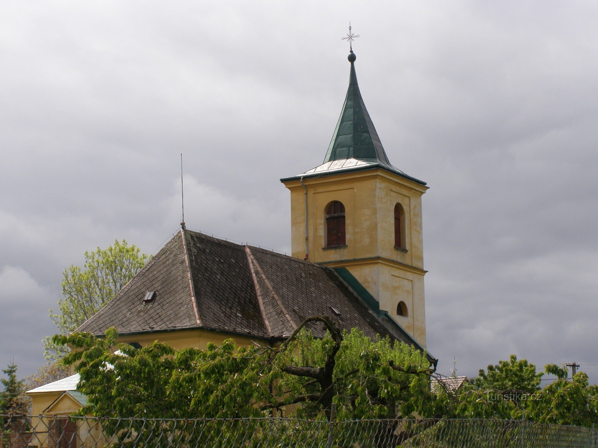Boharyné - kyrkan St. Bartolomeus