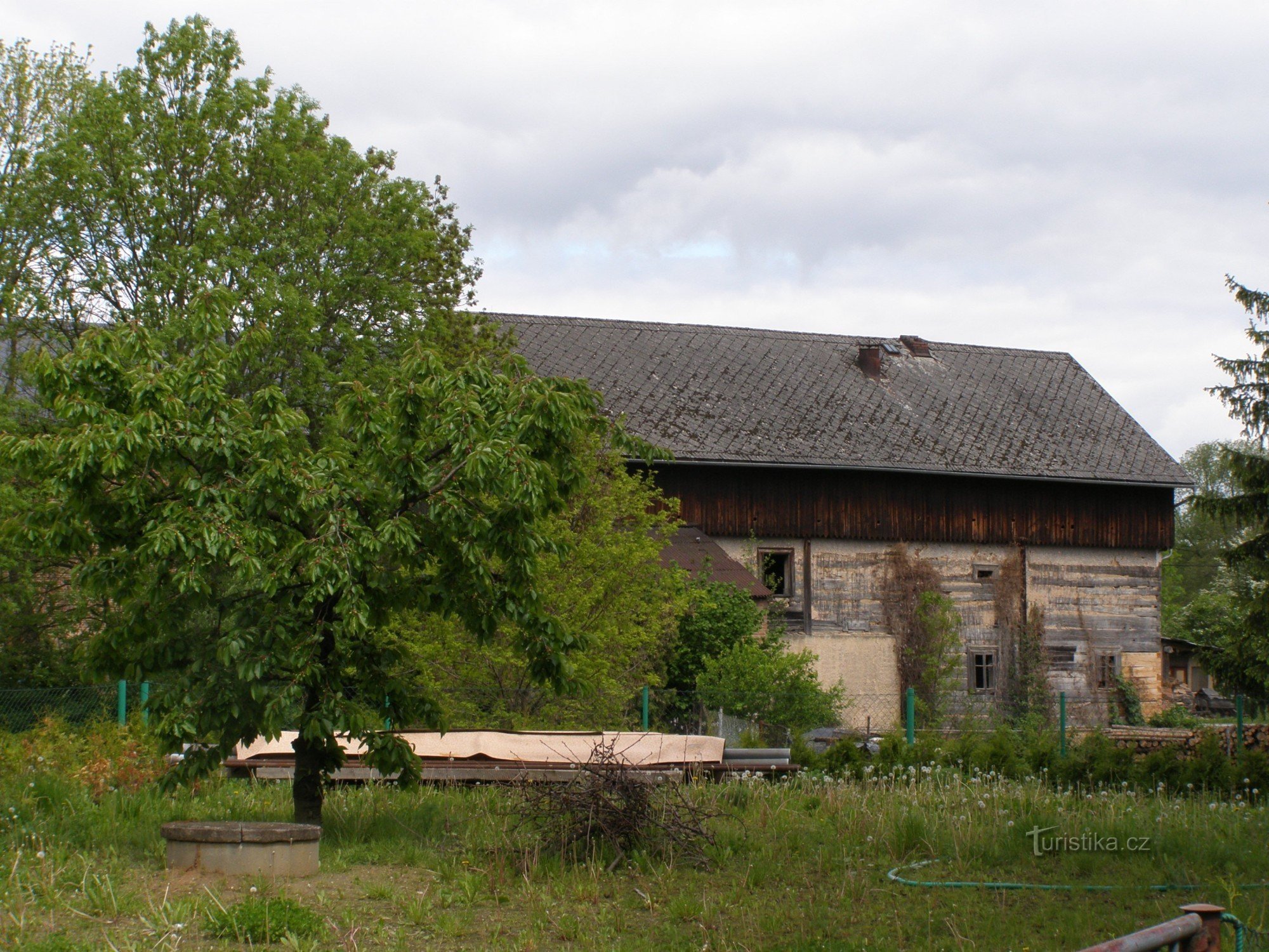 Boharyné - drewniany młyn