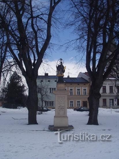 Bohumín - Statue des hl. Nepomuk: Bohumín - Statue des hl. Nepomuka