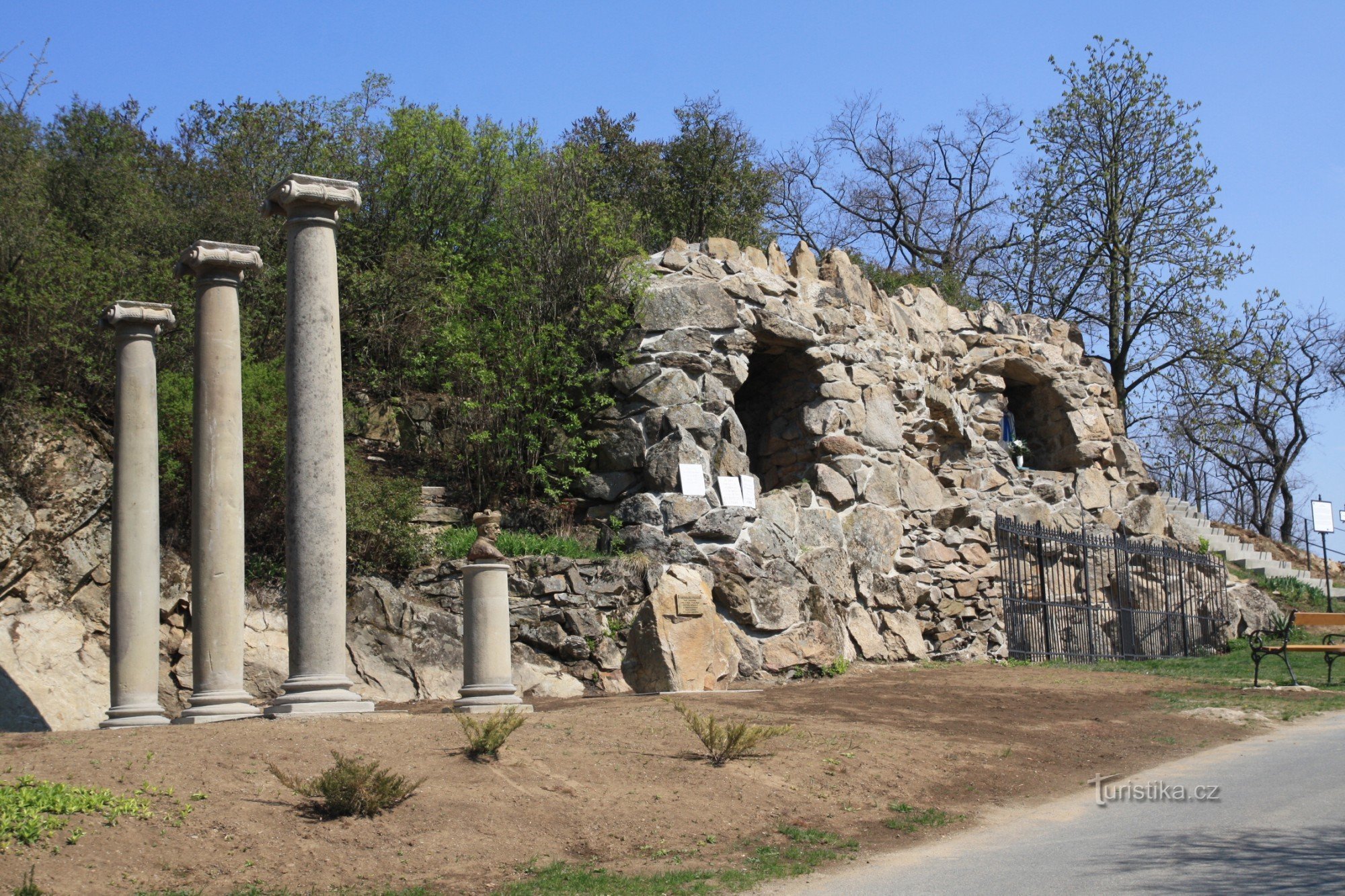 Bohutice - Lourdes Cave 2012