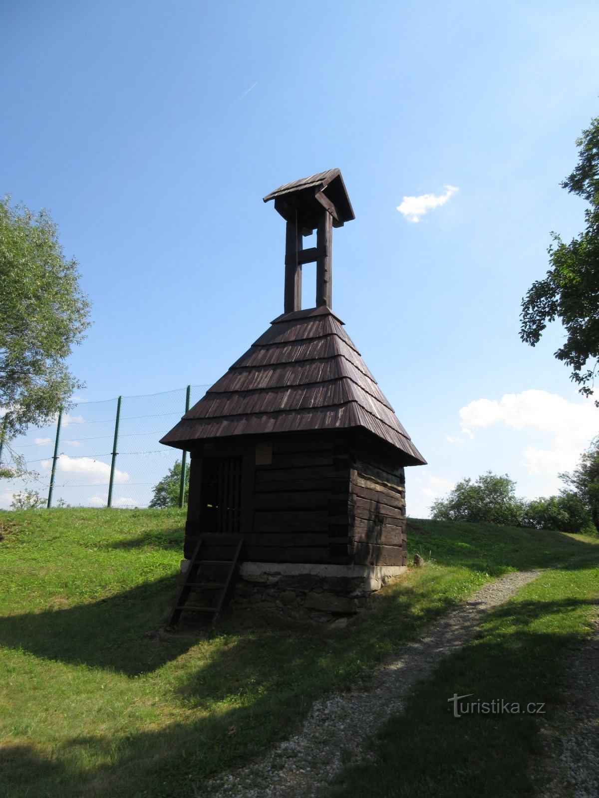 Borek - Kozojedy (Pilsen-Nord) und die dortigen Holzhäuser