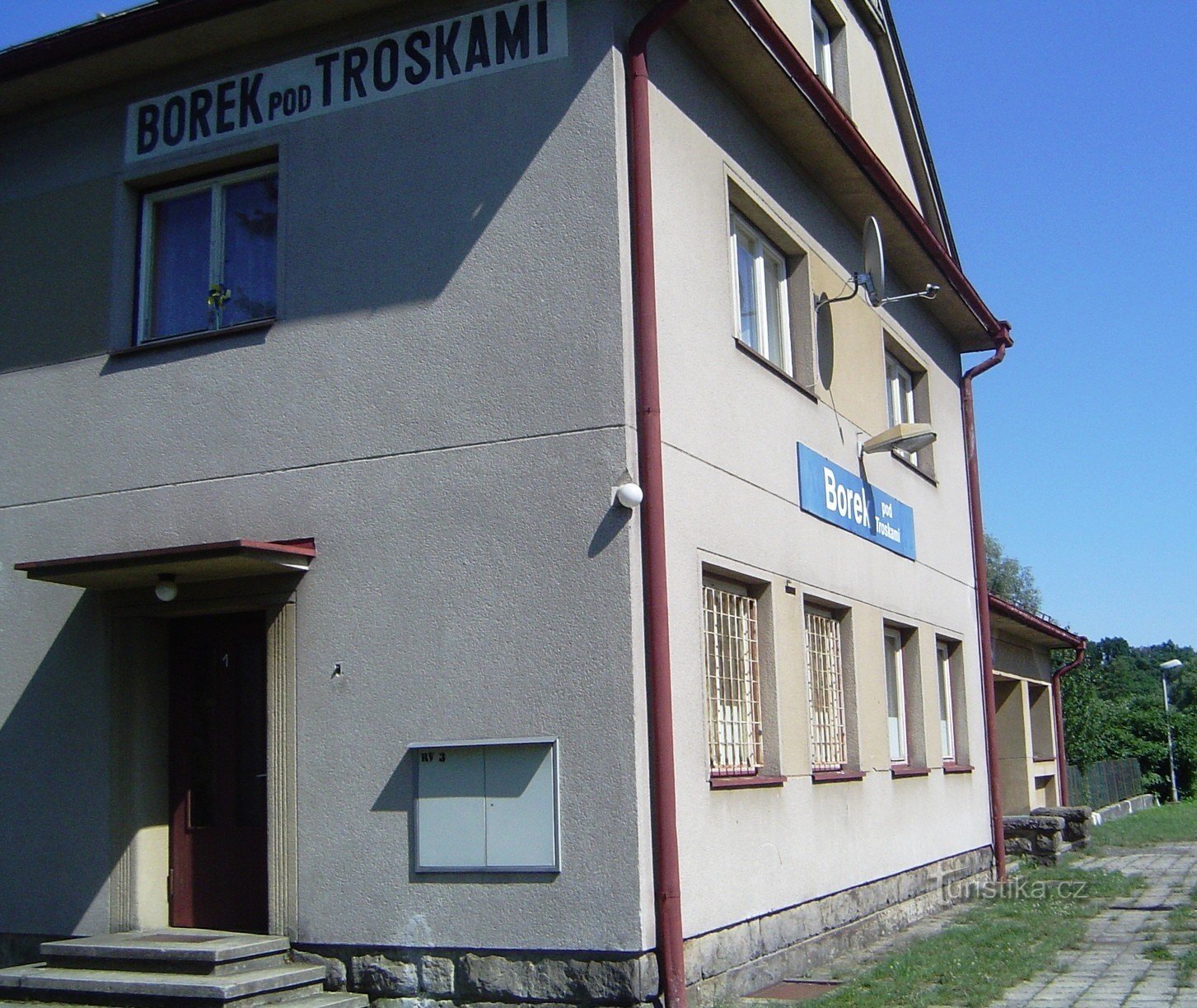 Borek pod Troskami - désolé. station