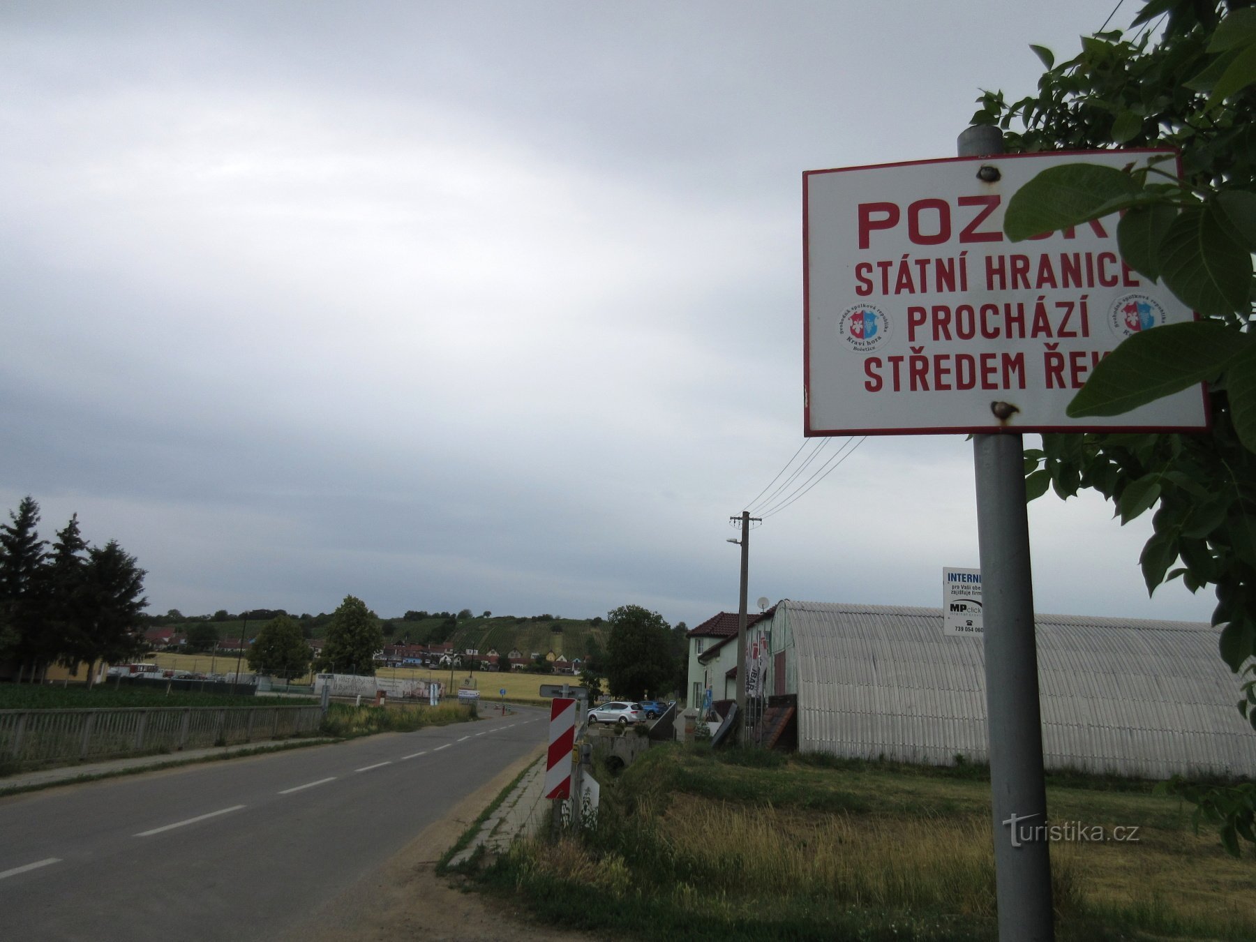 Bořetice - história, torre de observação e a República Federal Livre de Kraví hora