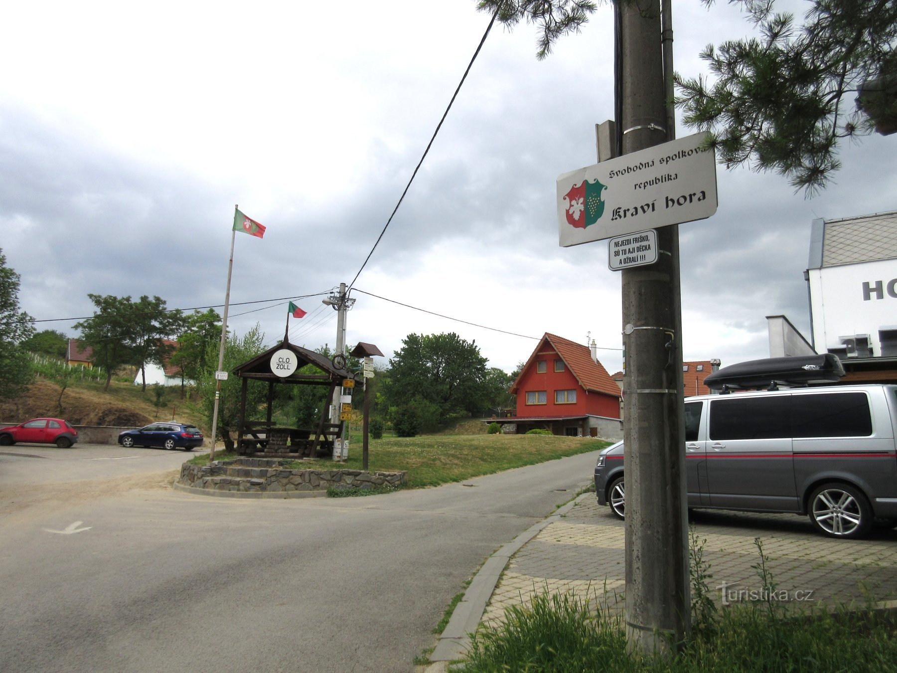 Bořetice - geschiedenis, uitkijktoren en de Vrije Federale Republiek Kraví hora