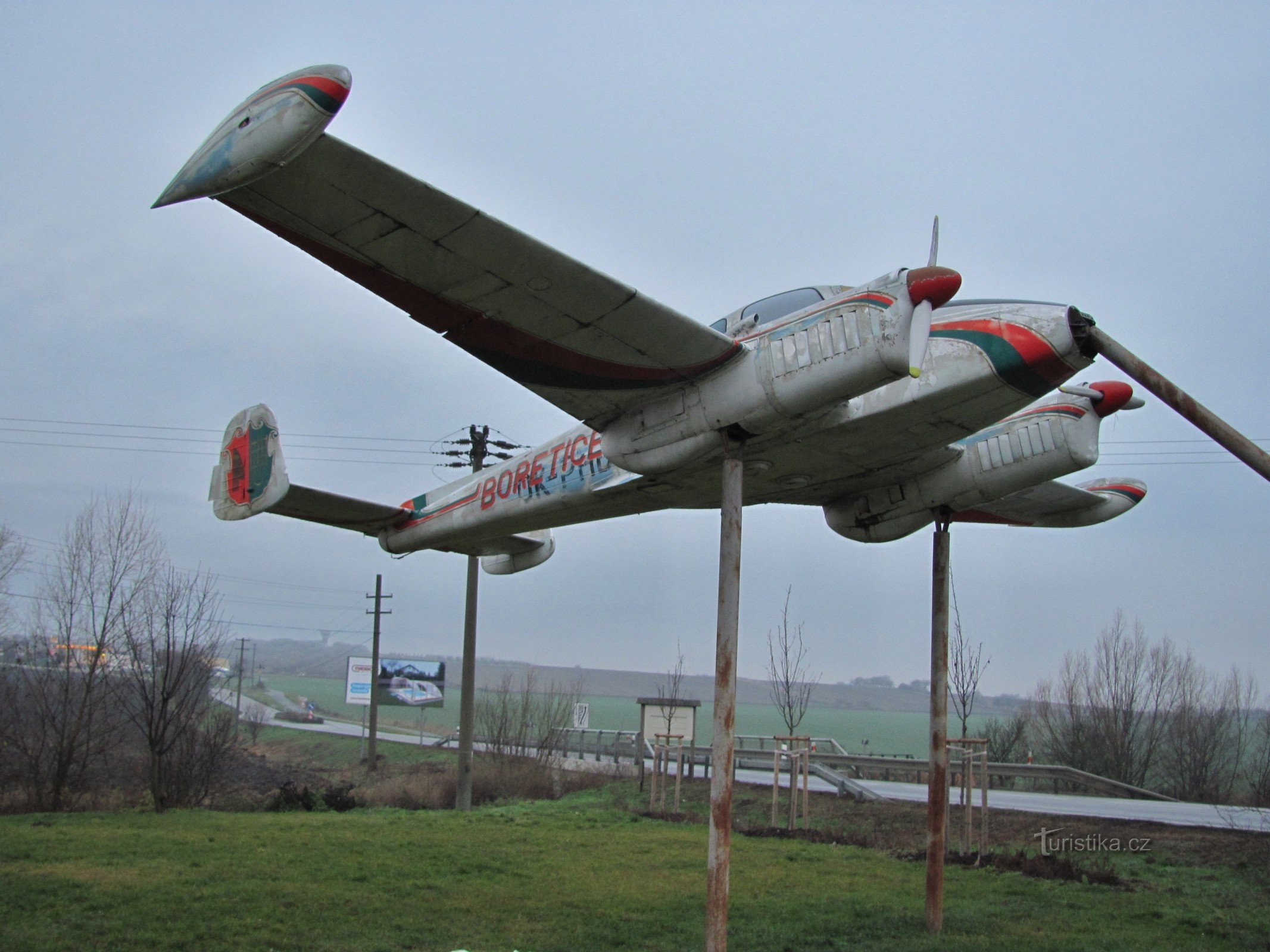 Bořetice – aeronave L-200 Morava