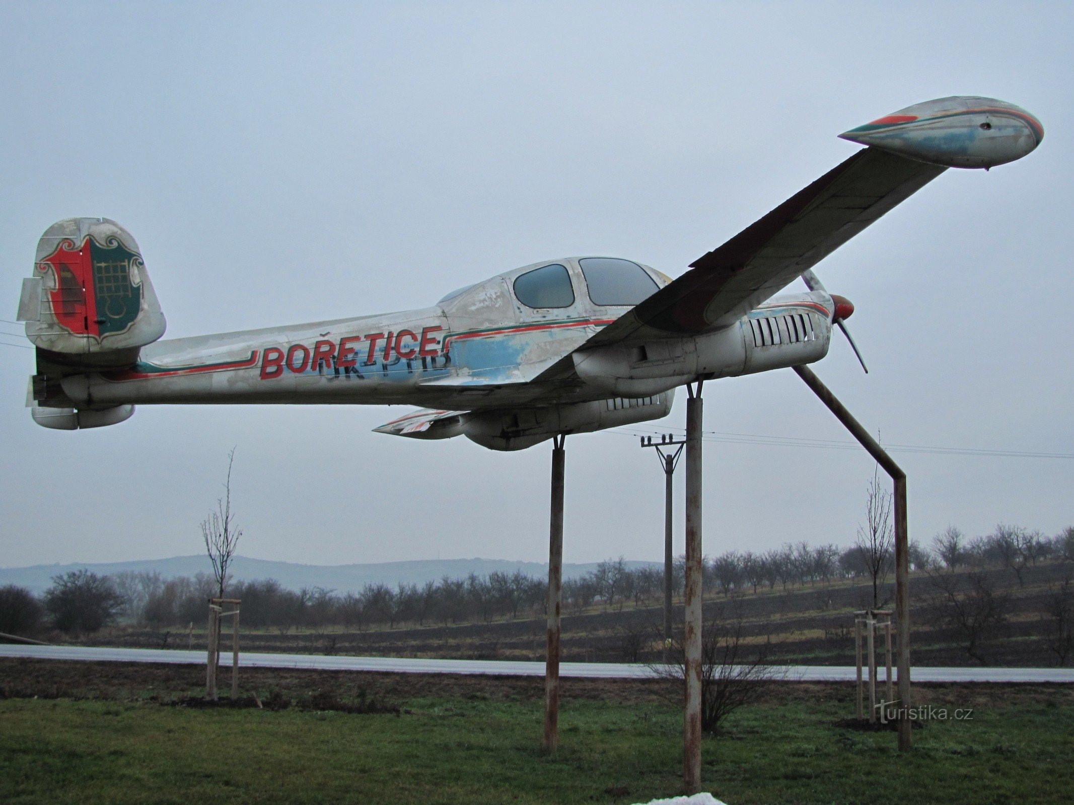 Bořetice – zrakoplov L-200 Morava