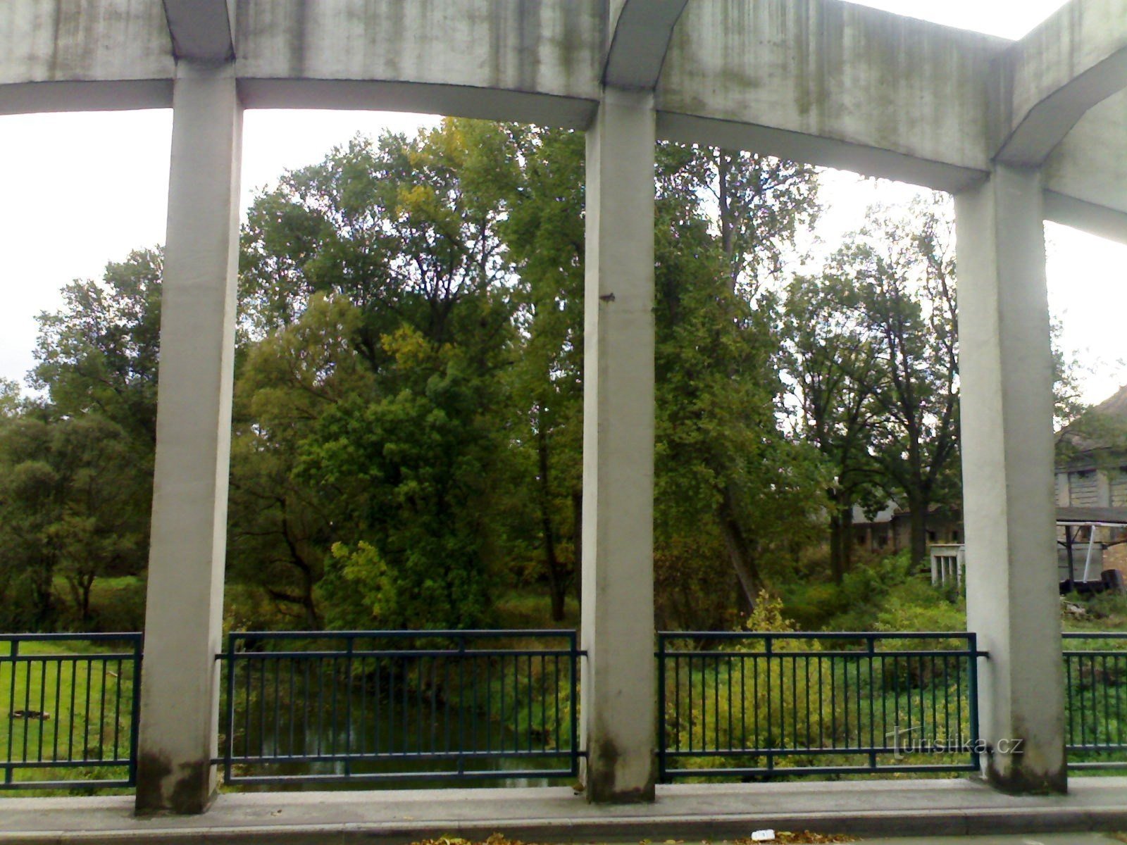 Borohrádek - arch bridge