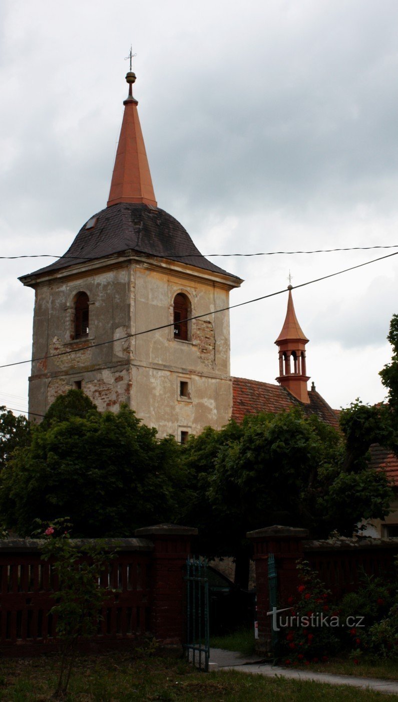 Bošín - Szűz Mária Mennybemenetele templom