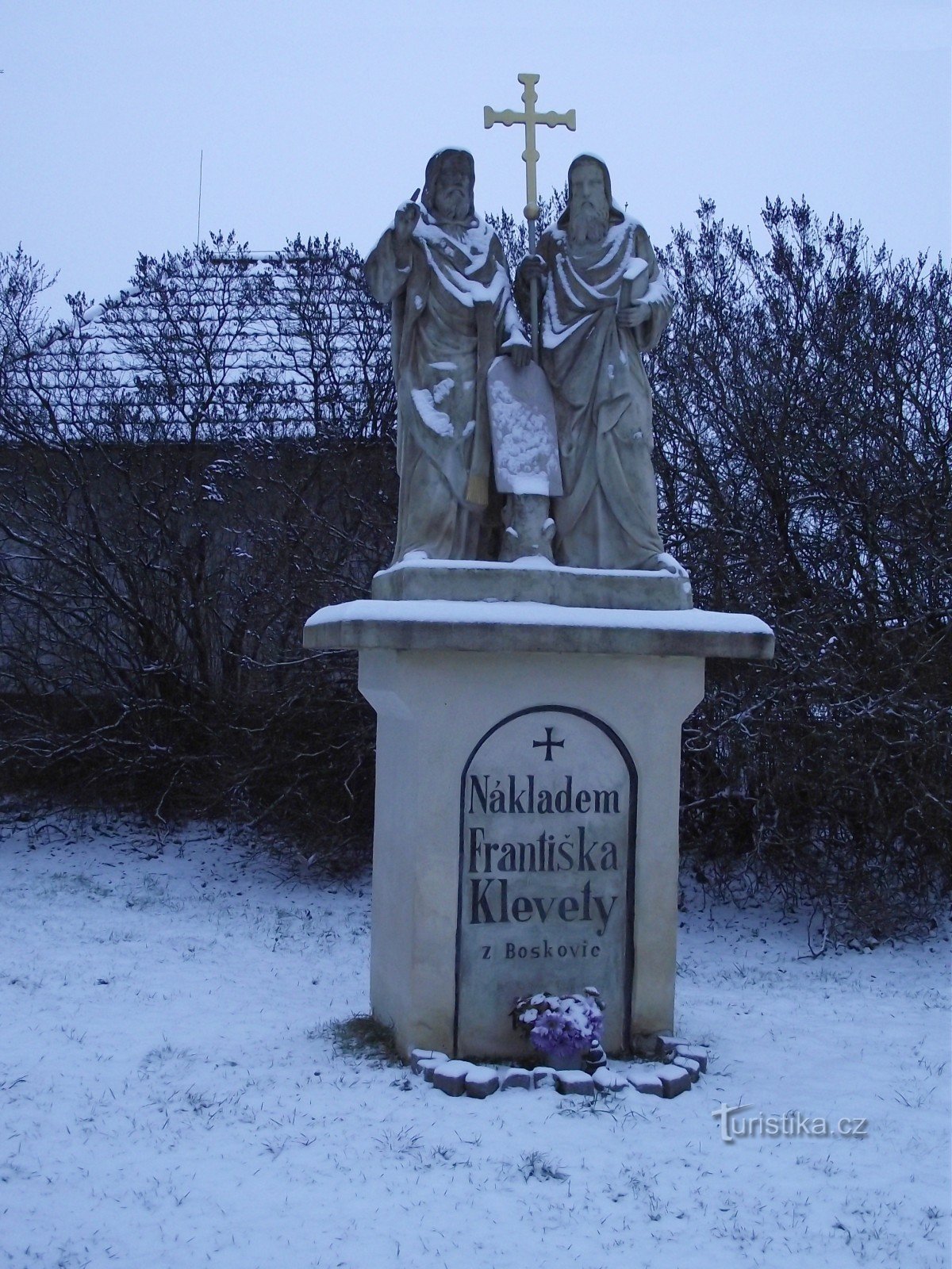 Boskovice - posąg św. Cyryla i Metodego