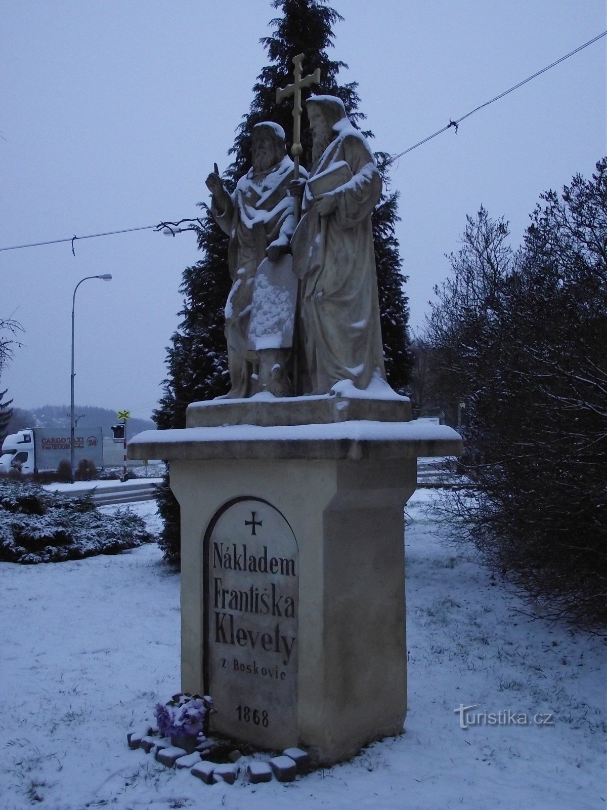 Boskovice - statue af St. Cyril og Methodius