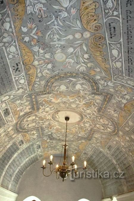 Boskovice - zsinagóga - festett mennyezet