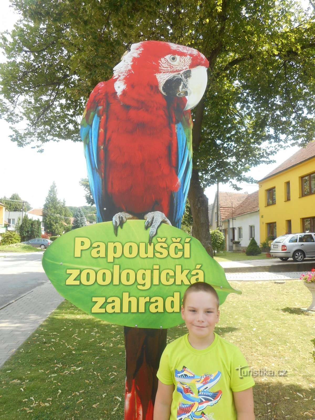 BOŠOVICE-PAPAGEIENZOO