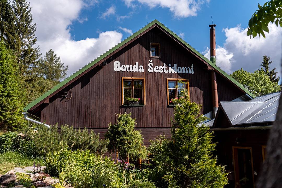 Bouda Šestidomí