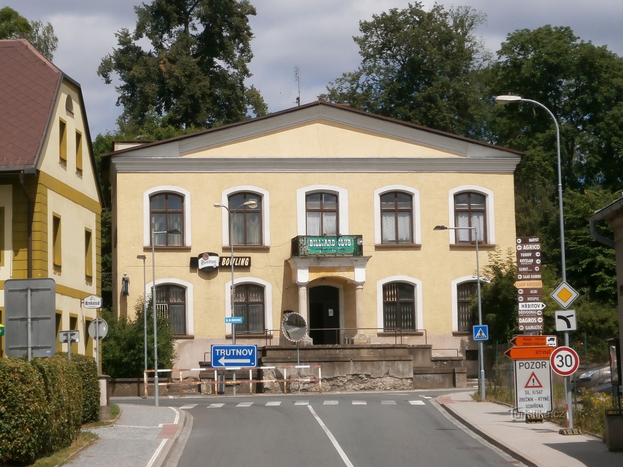 Boženy Němcové čp. 34 (Červený Kostelec, 3.7.2017)