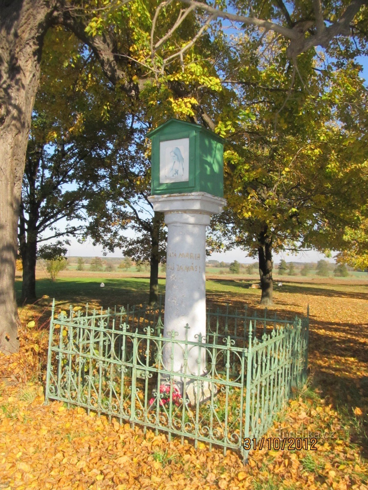 El tormento de Dios en el cementerio de Hlízov