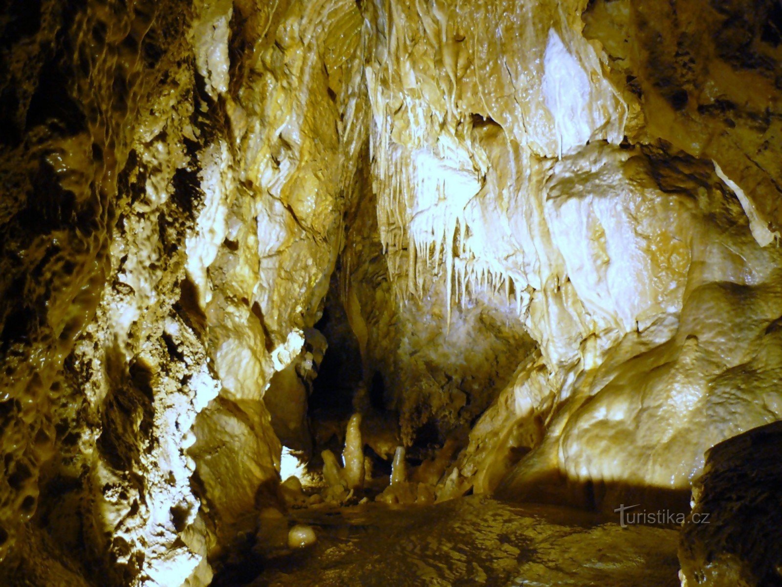 Bozkov-grotten