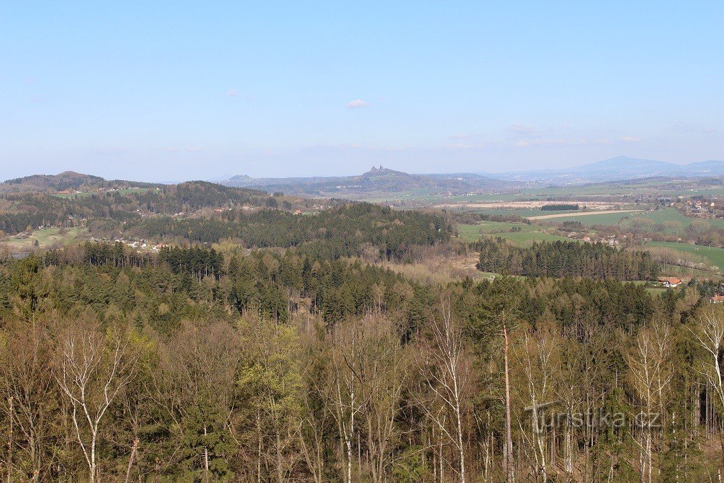 Broda, widok na ruiny