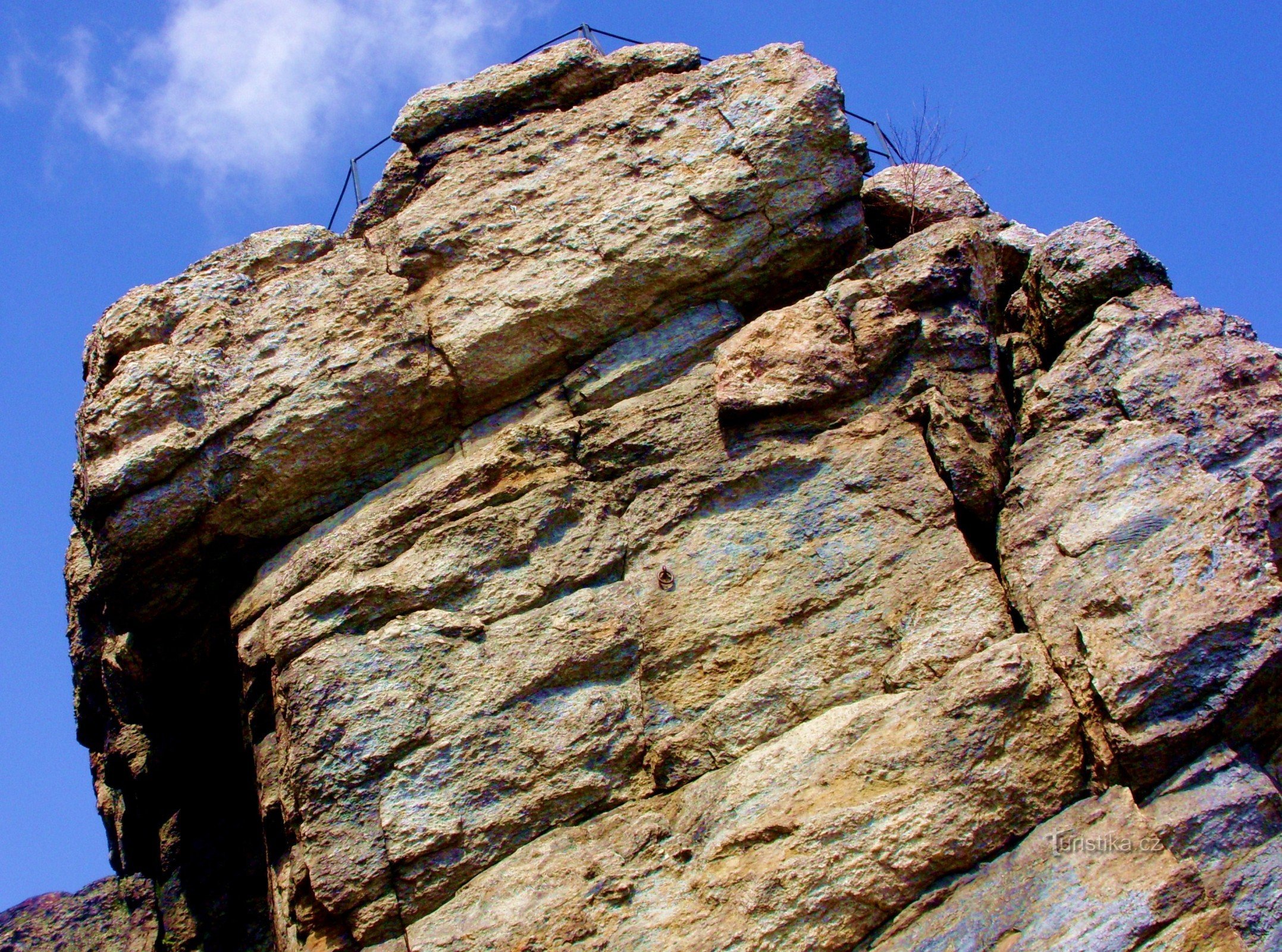 Брэдло - скала на вершине
