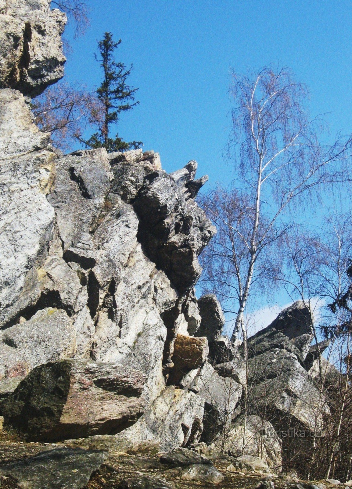 Брадло - вершинна скеля