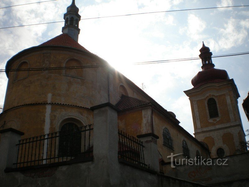 Brandýs nad Labem - Igreja da Conversão de St. Paulo