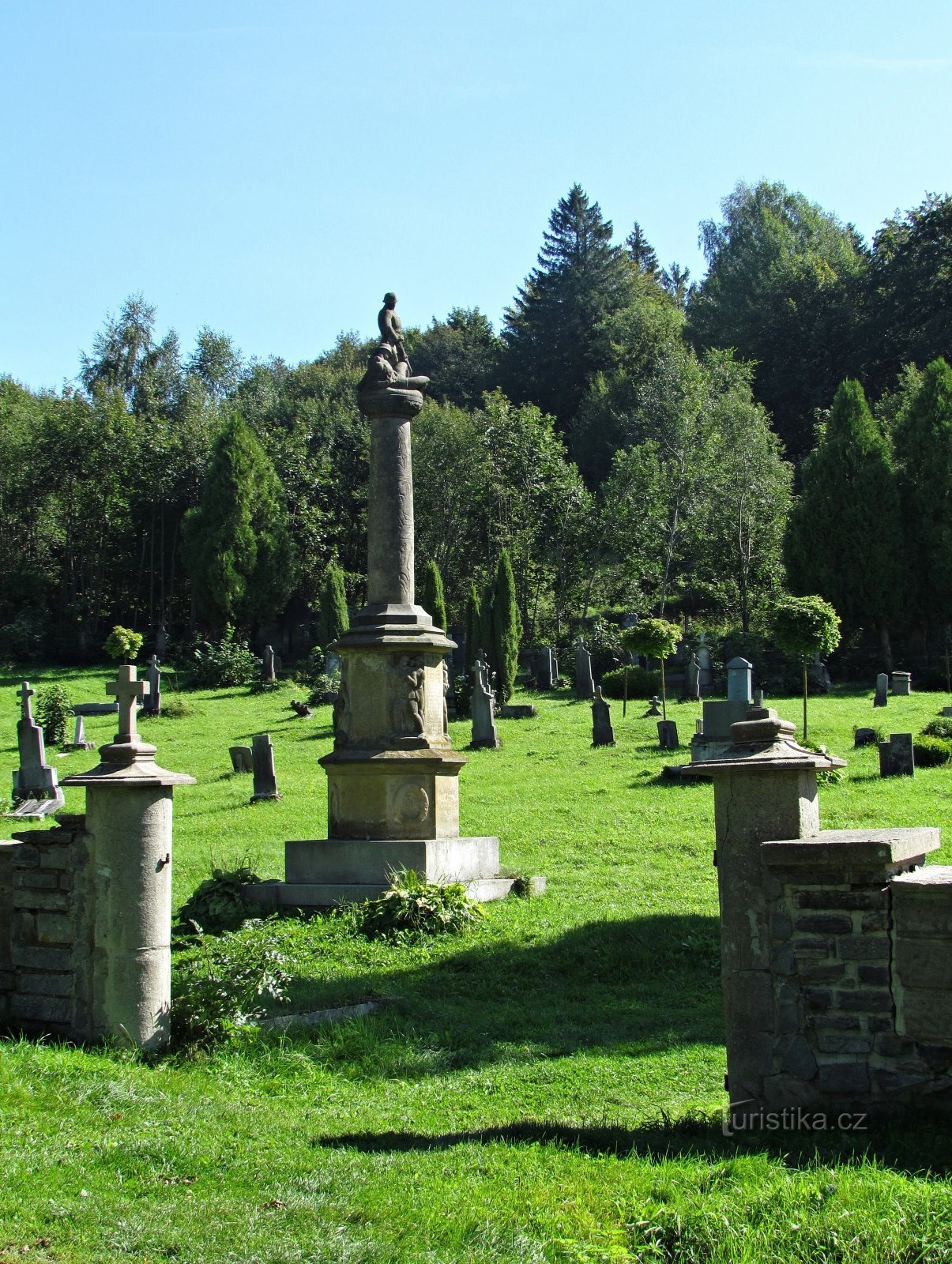 Branná - cemetery