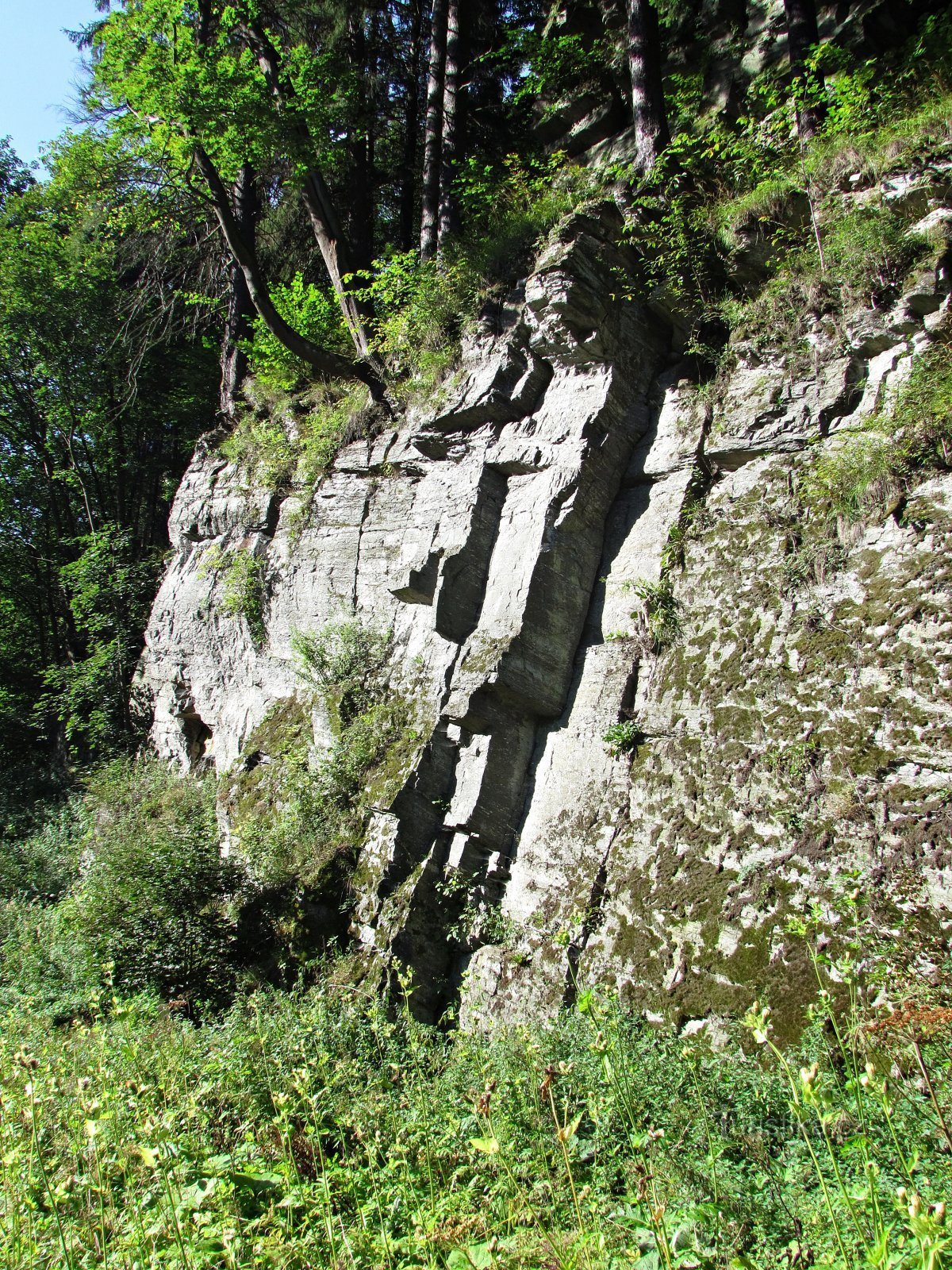 Branná - Podzámčí sziklák