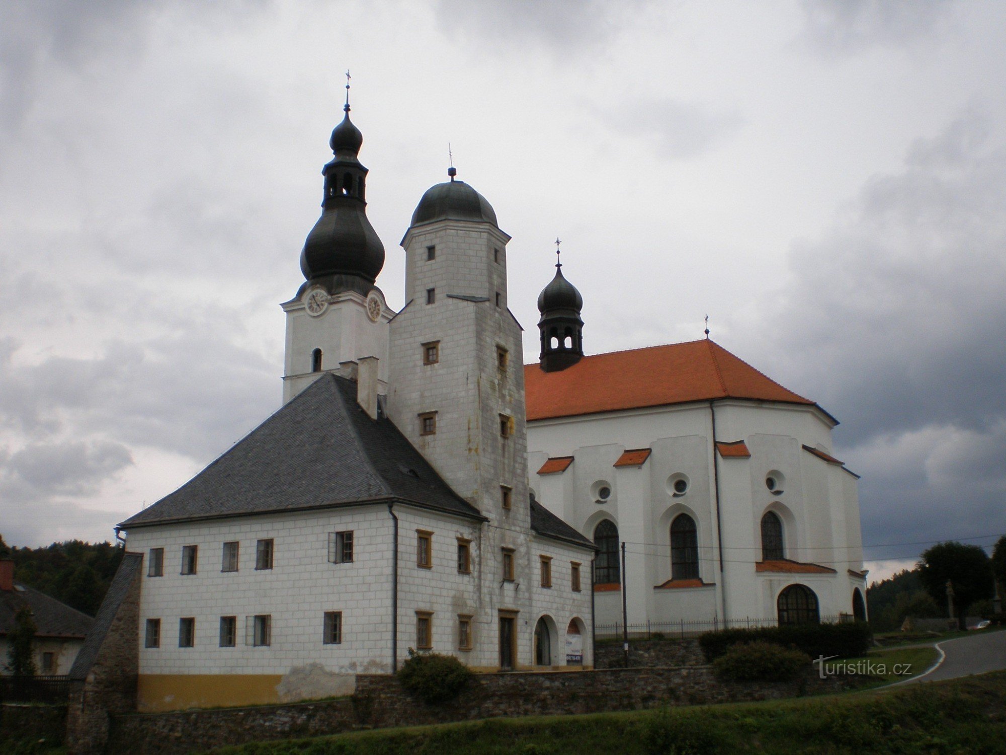 Branná - zamek i kościół