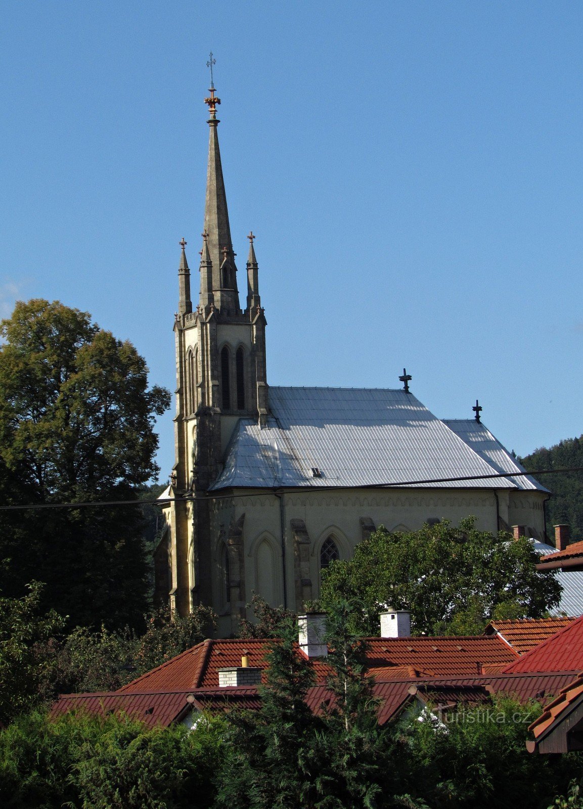 Bratřejov - nhà thờ Thánh Cyril và Methodius