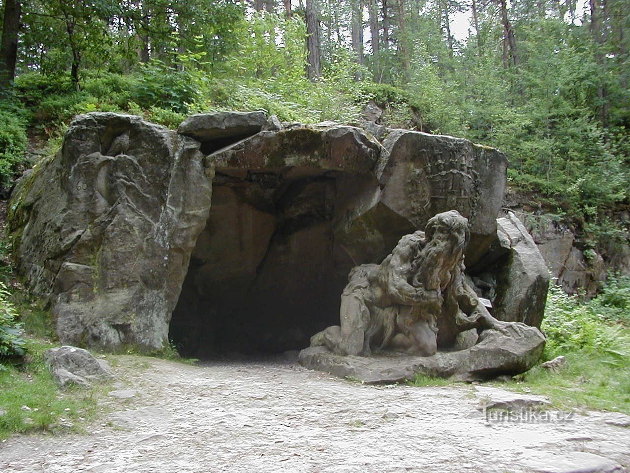 Braun's nativity scene - the hermit Garinus