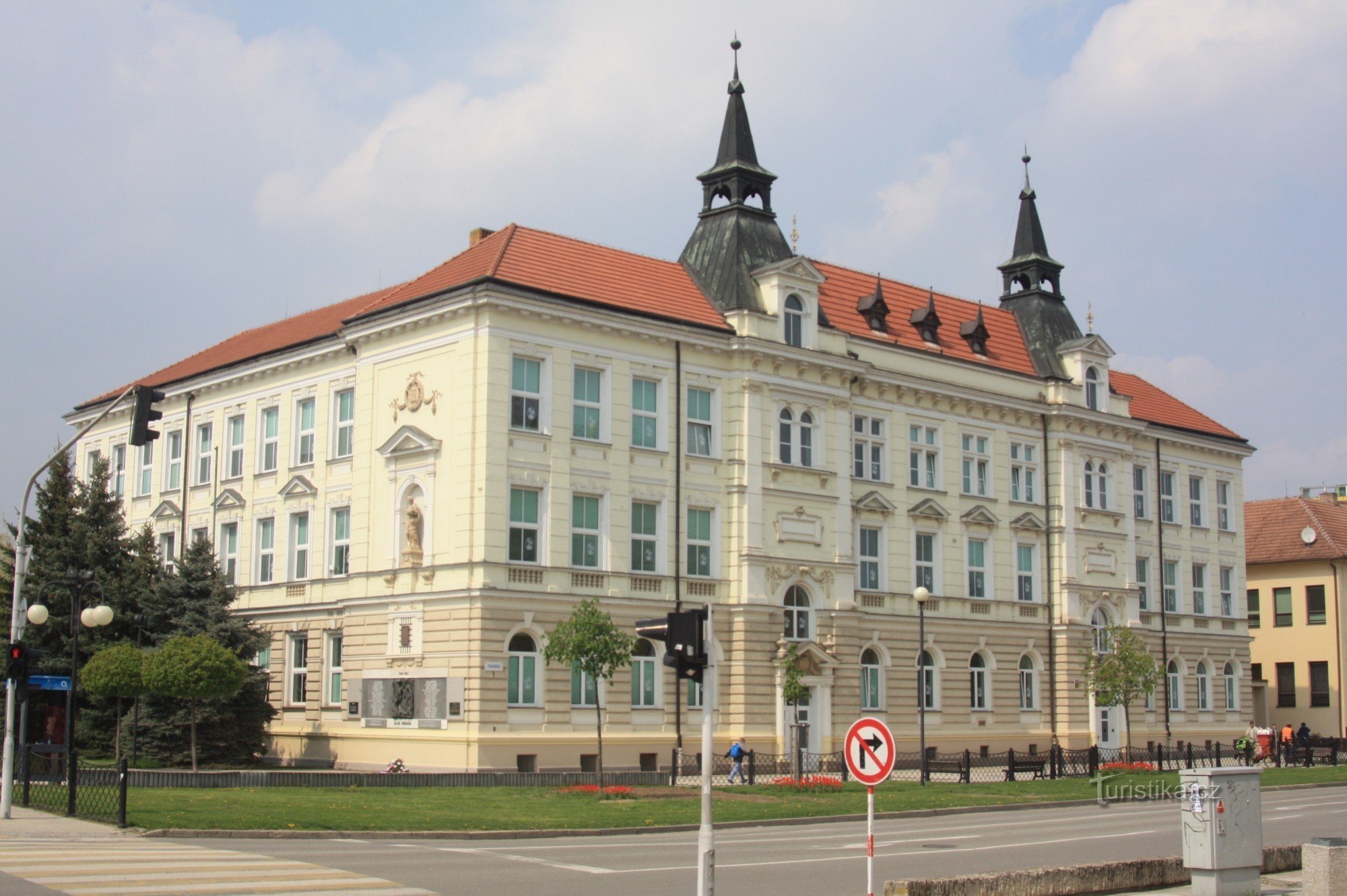 Břeclav - Gula skolan