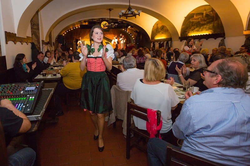 Visite de la brasserie et dégustation de bière U Medvidek