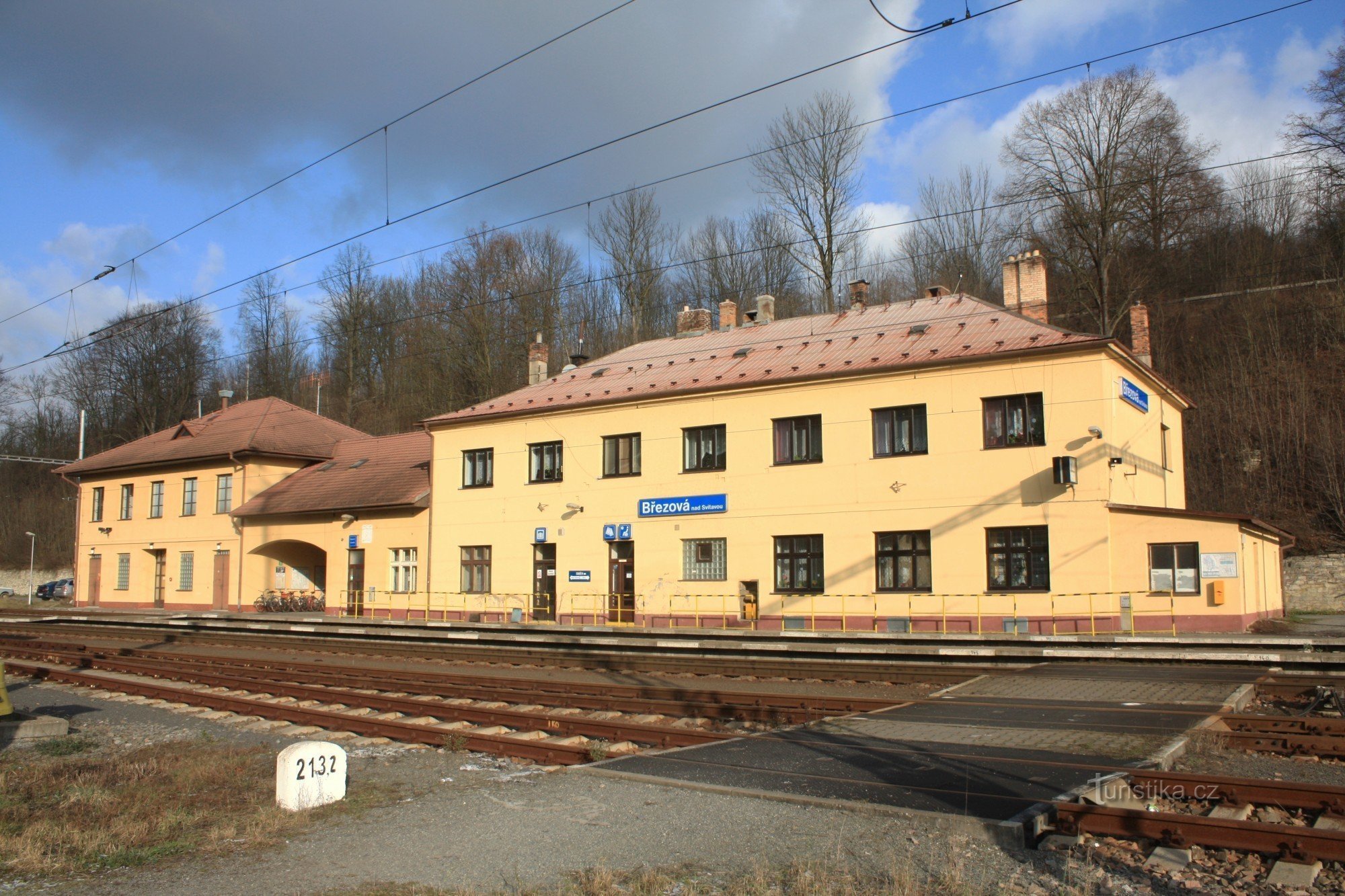 Březová nad Svitavou - estação ferroviária