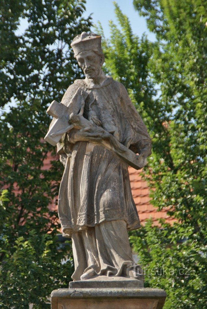 Břistvi - staty av St. Jan Nepomucký