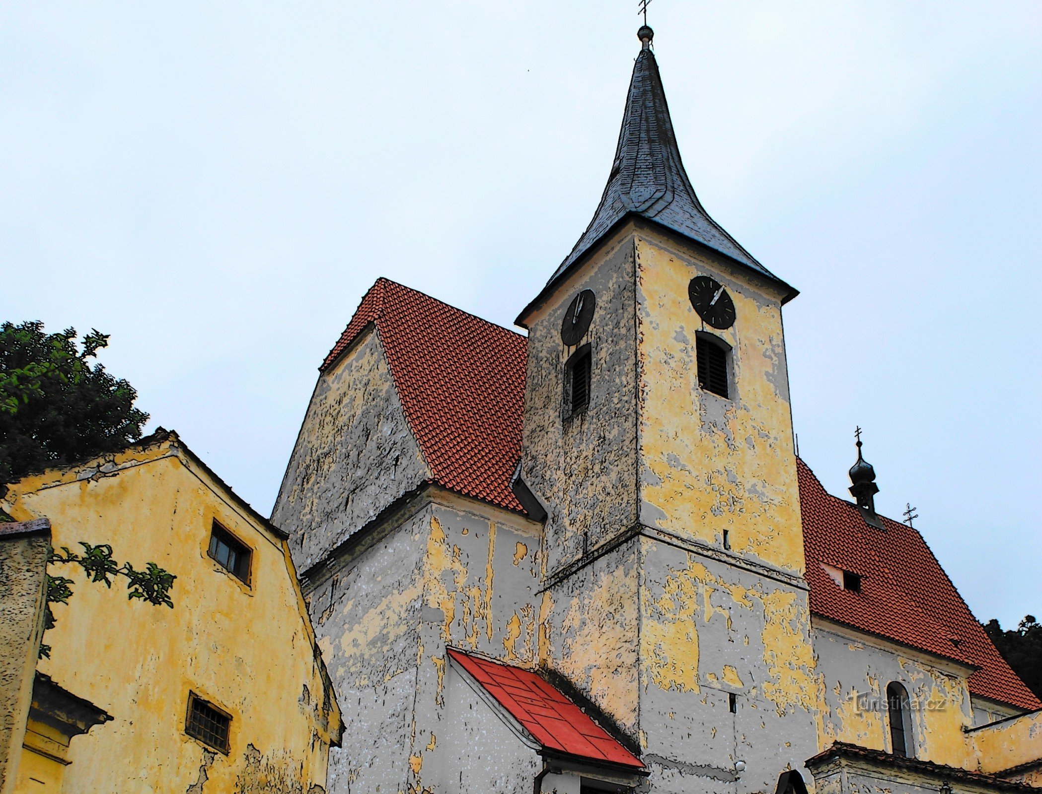 Brloh (distrito CK) – igreja de St. Simão e Judas