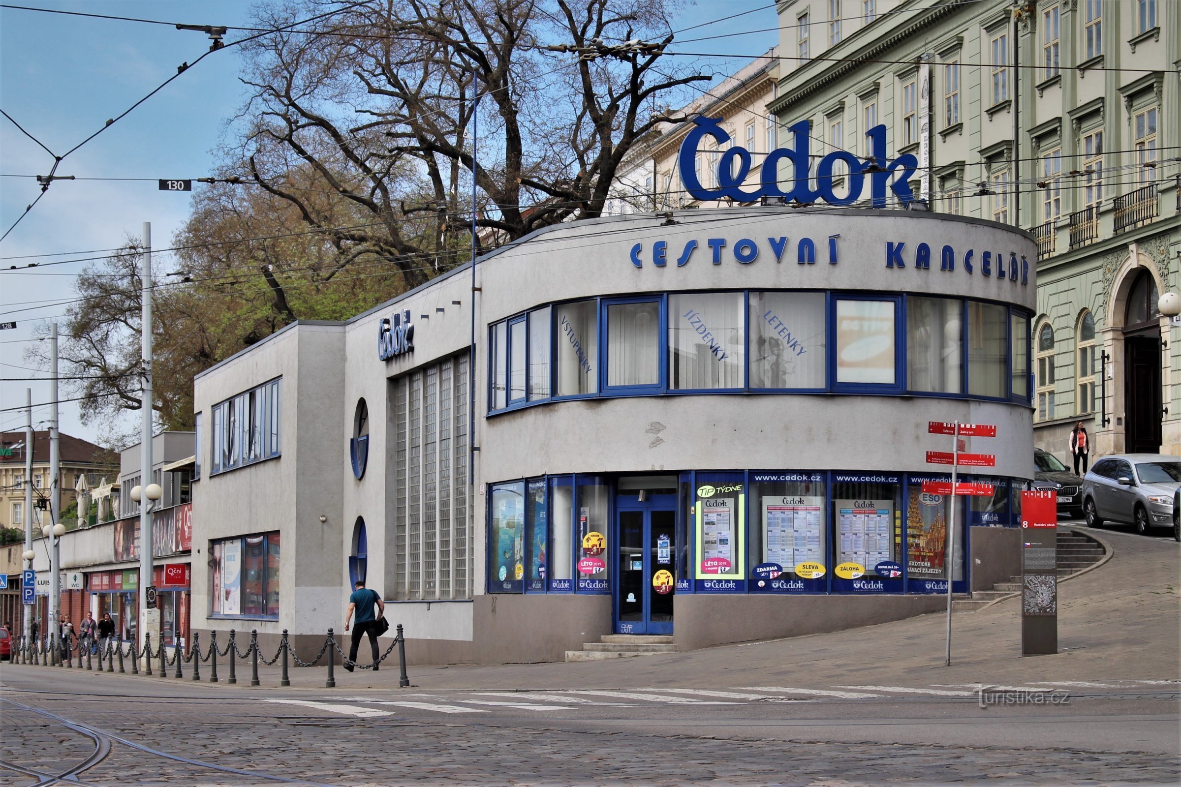 Brno - edificio Čedok