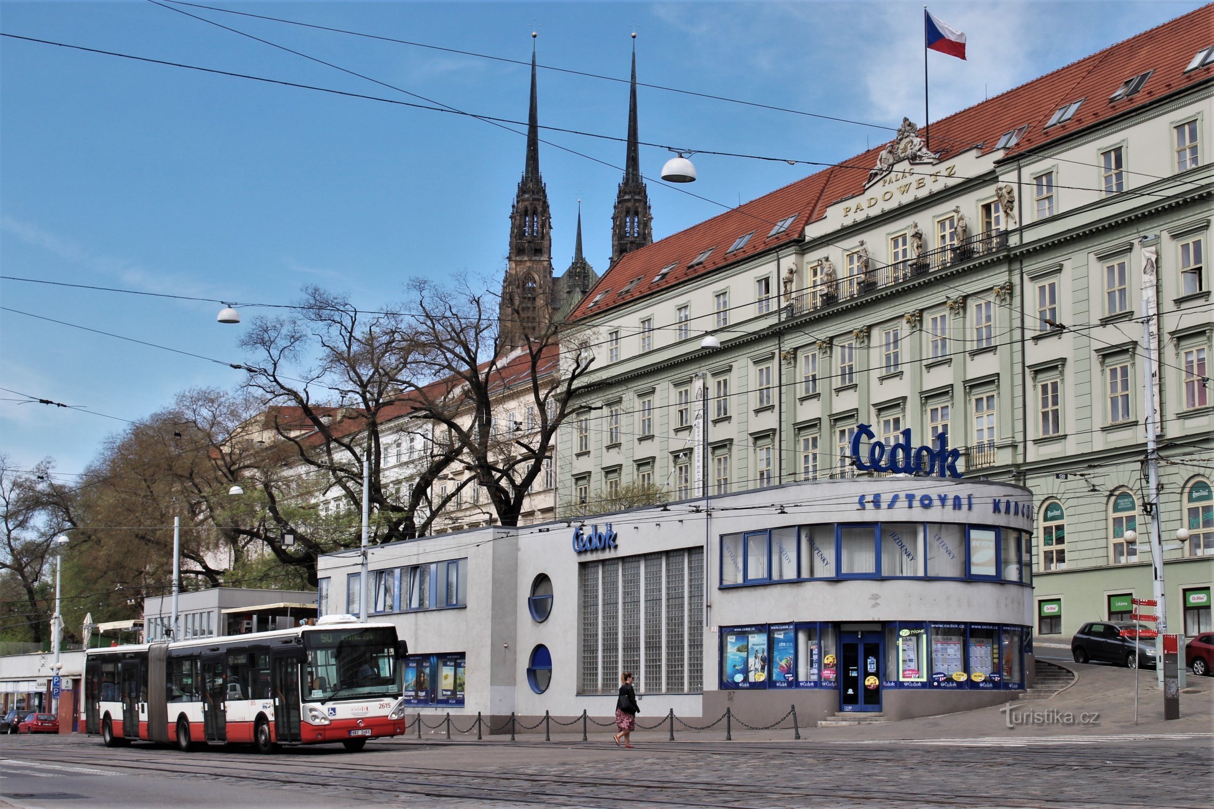 Brno - tòa nhà Čedok