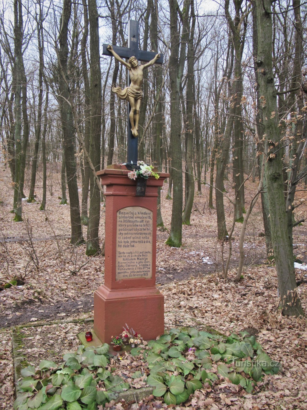 Brno-Kohoutovice - cast iron cross at the former woodshed